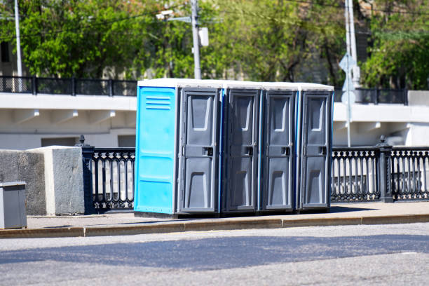 Best Portable restroom trailer rental  in Yarrow Point, WA