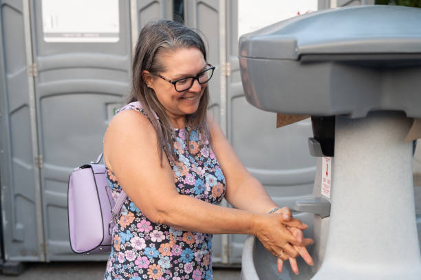 Best Portable bathroom rental  in Yarrow Point, WA